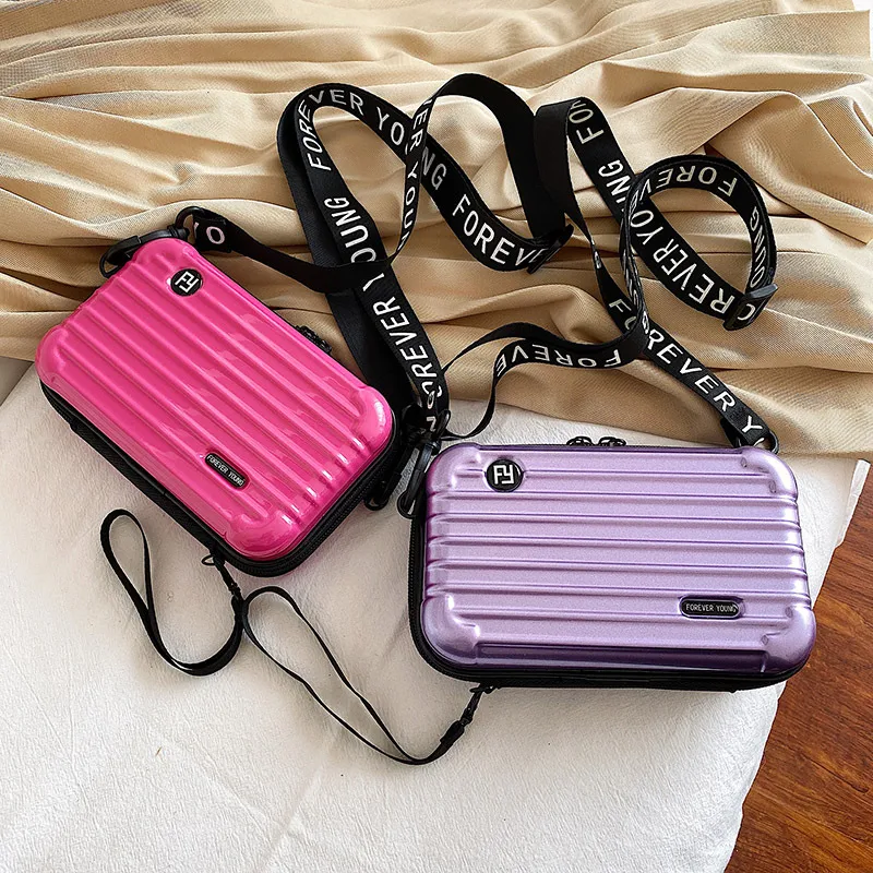 Title 13, Damska torebka crossbody w kształcie mini waliz...