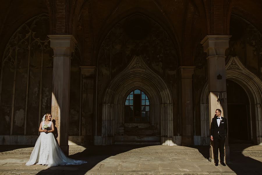 Wedding photographer Michał Dolibóg (shotsoflove). Photo of 15 September 2020