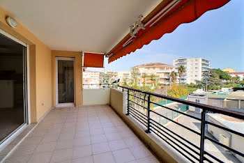 appartement à Saint-raphael (83)