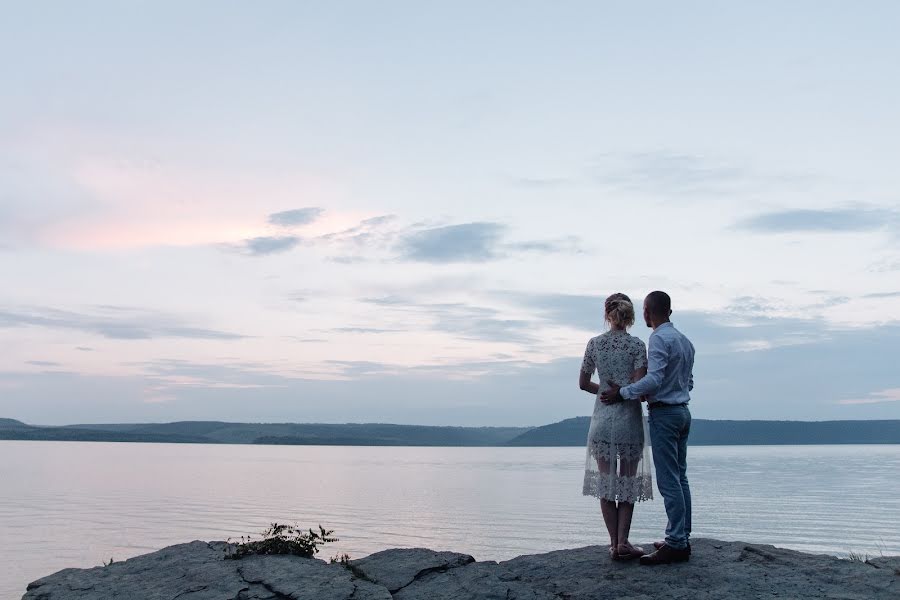 Photographe de mariage Viktor Dinovskiy (dinovsky). Photo du 23 octobre 2020