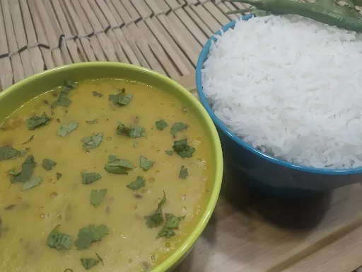 Arhar Dal With Chawal And Salad [Serves 1]