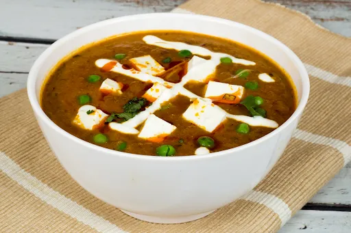 Matar Paneer