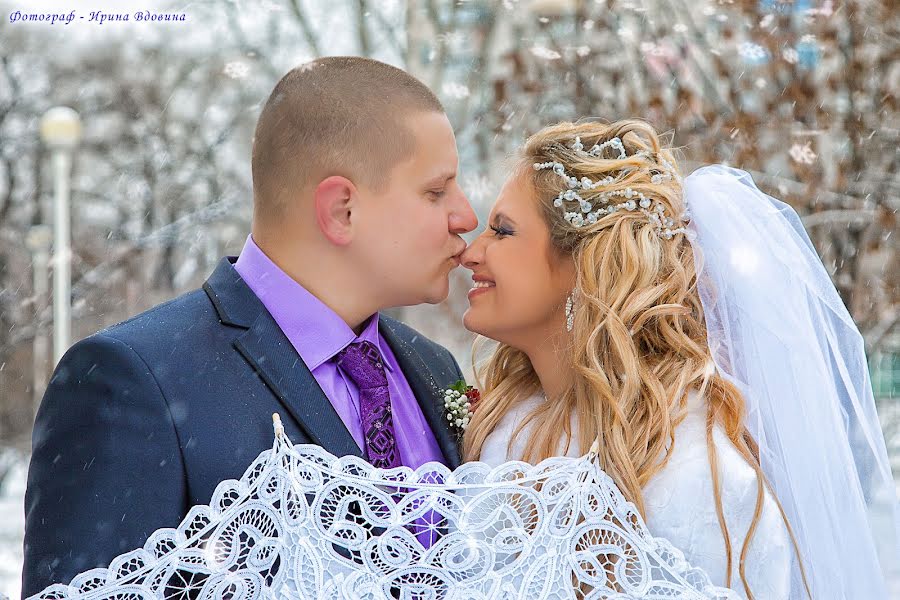 Fotógrafo de bodas Anastasiya Vdovina (kolibri77707). Foto del 12 de marzo 2014