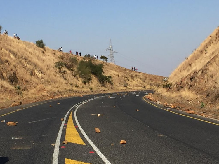 Community members threw stones at vehicles along the R34 in the Denny Dalton area between Melmoth and Vryheid in northern KZN on Monday.