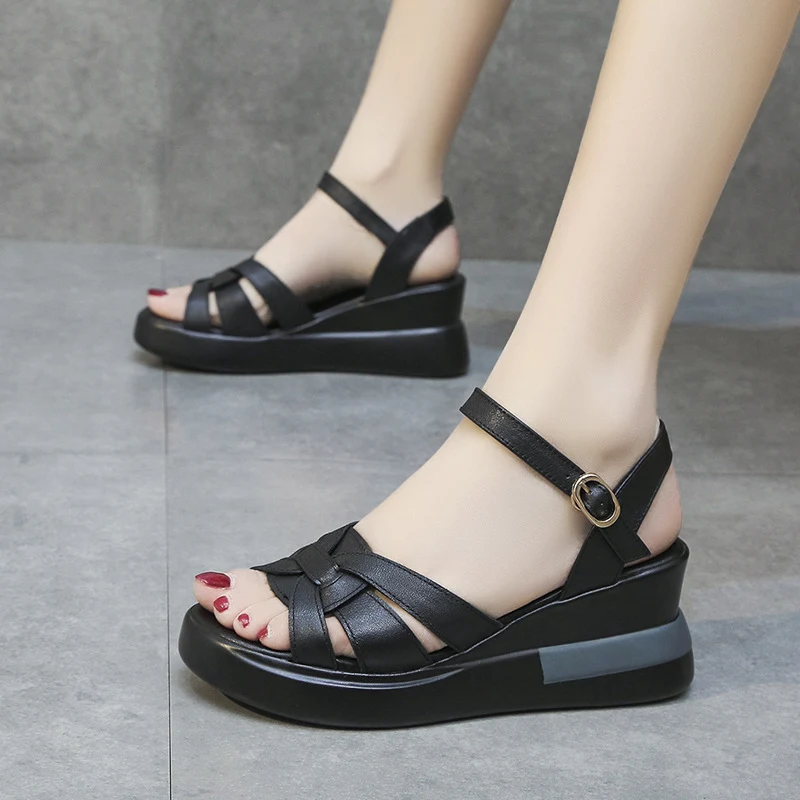 Geweven Platform Sandalen voor Dames met Gesp Stijlvolle Zomerschoenen voor Vrouwen Comfortabel en Modieus Perfect voor Elke Gelegenheid