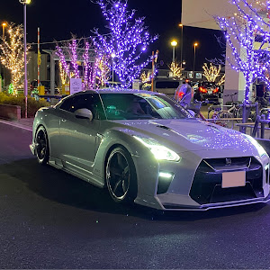 NISSAN GT-R R35