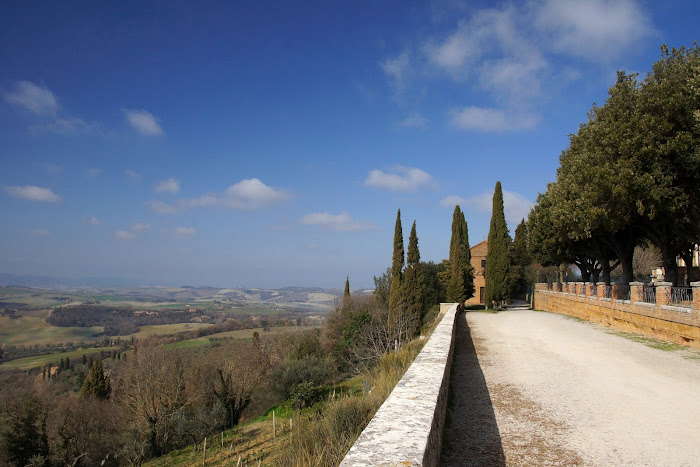 San Quirico d'Orcia, Capella della Madonna di Vitaleta