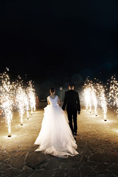 Fotografo di matrimoni Natalya Kapishnikova (sasa2016). Foto del 20 ottobre 2022