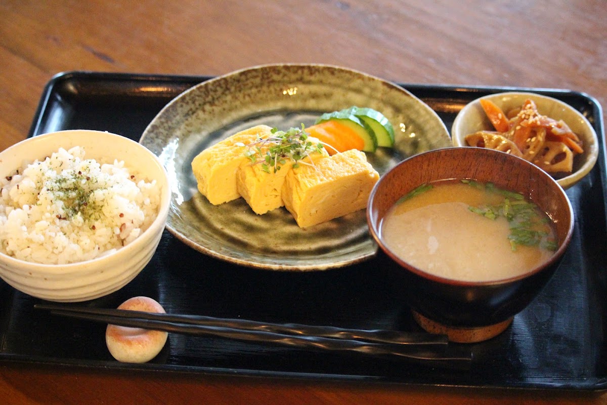 Asa Gohan Set - Japanese traditional breakfast -
with Dashimaki Tamago (Japanese style omelet)