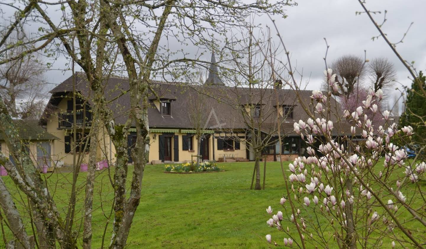 House with pool Louviers