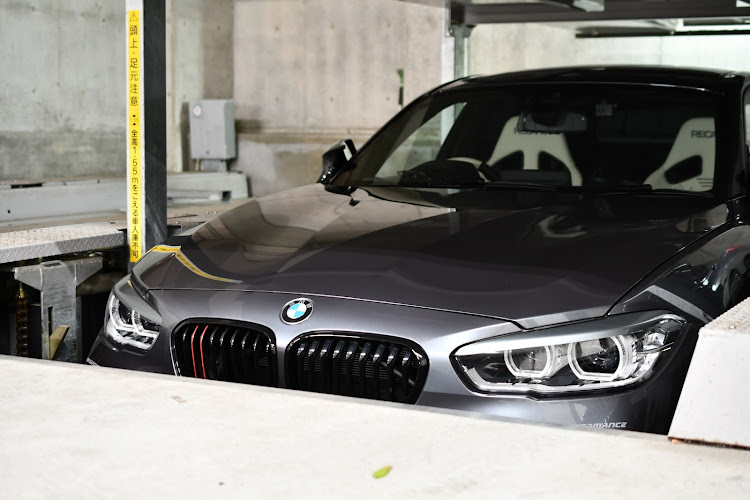 1シリーズ ハッチバックのM140i・BMW1シリーズ・一眼レフ初心者・夜桜も黄桜も好きに関するカスタム事例の投稿画像4枚目
