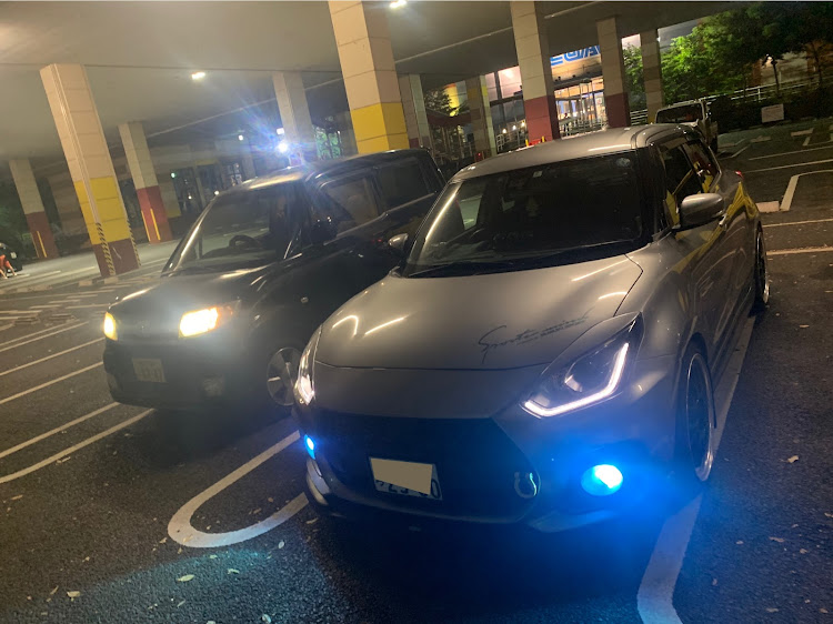 ゼストのスイフトスポーツZc33s・コラボありがとうございました・マーゴ・次の車はなんだろな？に関するカスタム事例の投稿画像3枚目