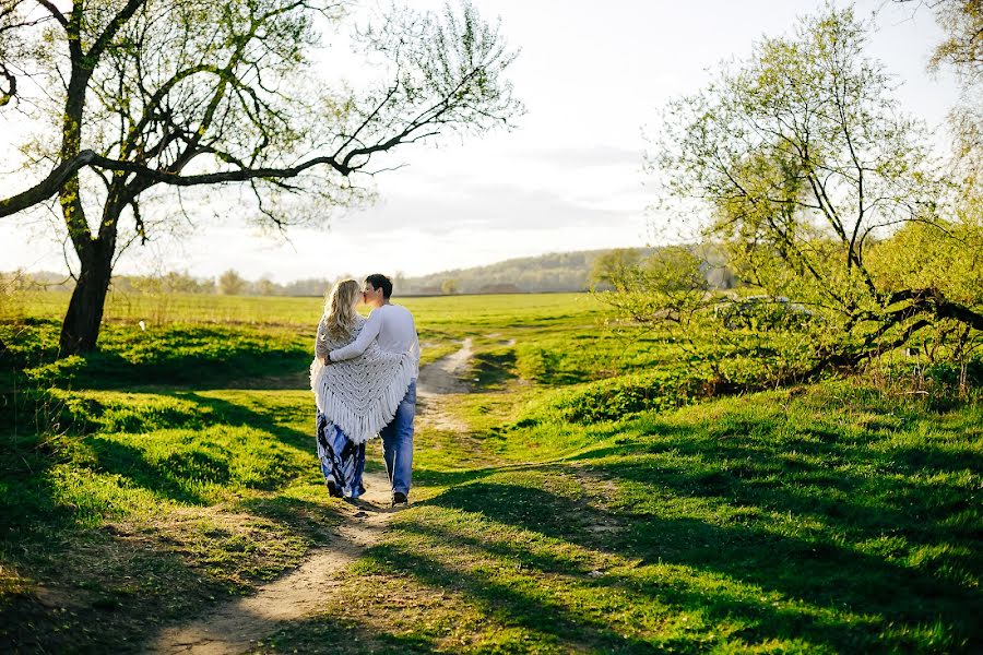 Svatební fotograf Elena Belova (twobelove). Fotografie z 25.března 2015