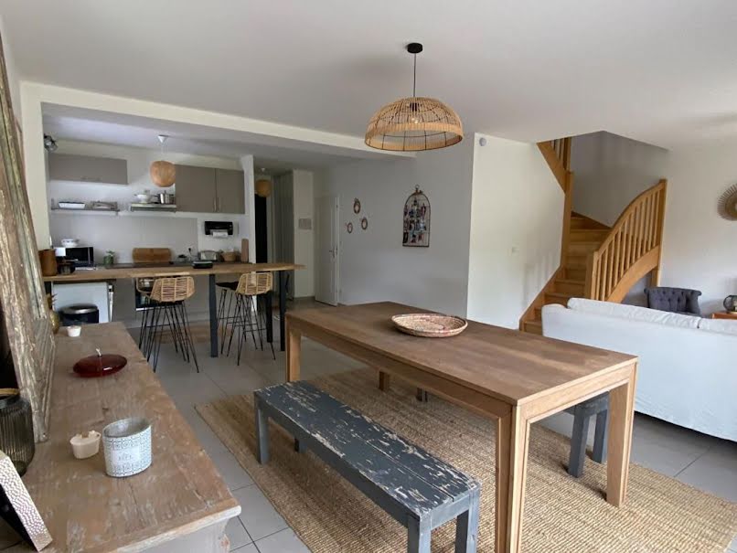 Vente maison 5 pièces 110 m² à Latresne (33360), 425 000 €