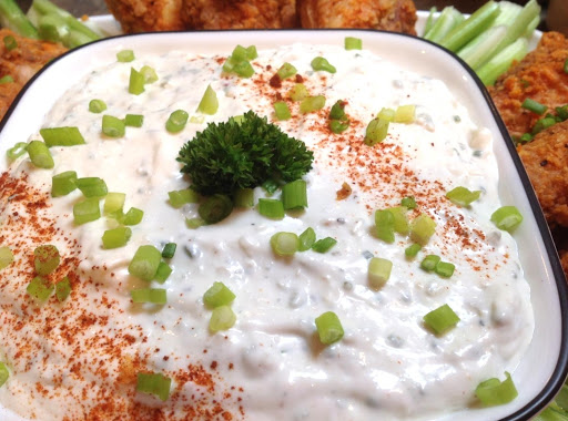 BLUE CHEESE DIPPING SAUCE A LA ROSE MARY