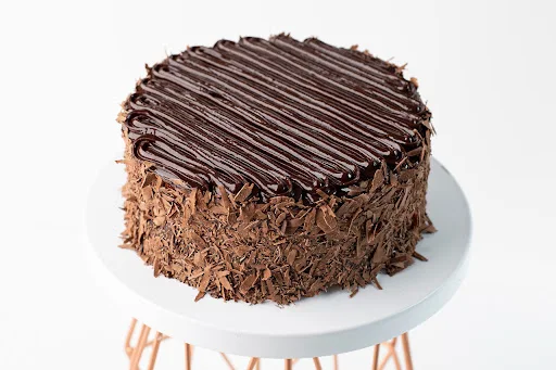 Mad Over Chocolate Cake [Eggless]