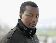 Actor Tony Kgoroge believes that the government is not going to stand up for the rights of actors and performers. 