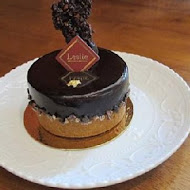 Leslie pâtisserie & bistro 雷斯理