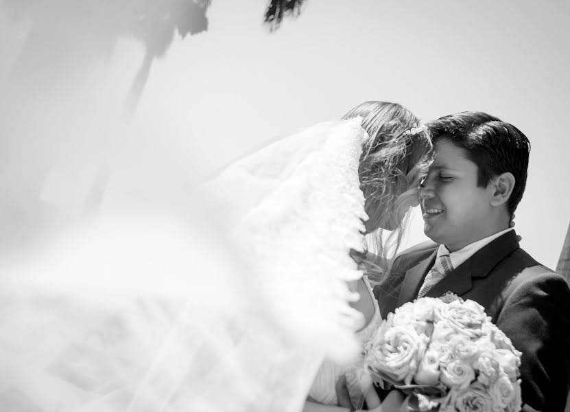Huwelijksfotograaf Edgar Carbo (fotografosec). Foto van 1 april 2020