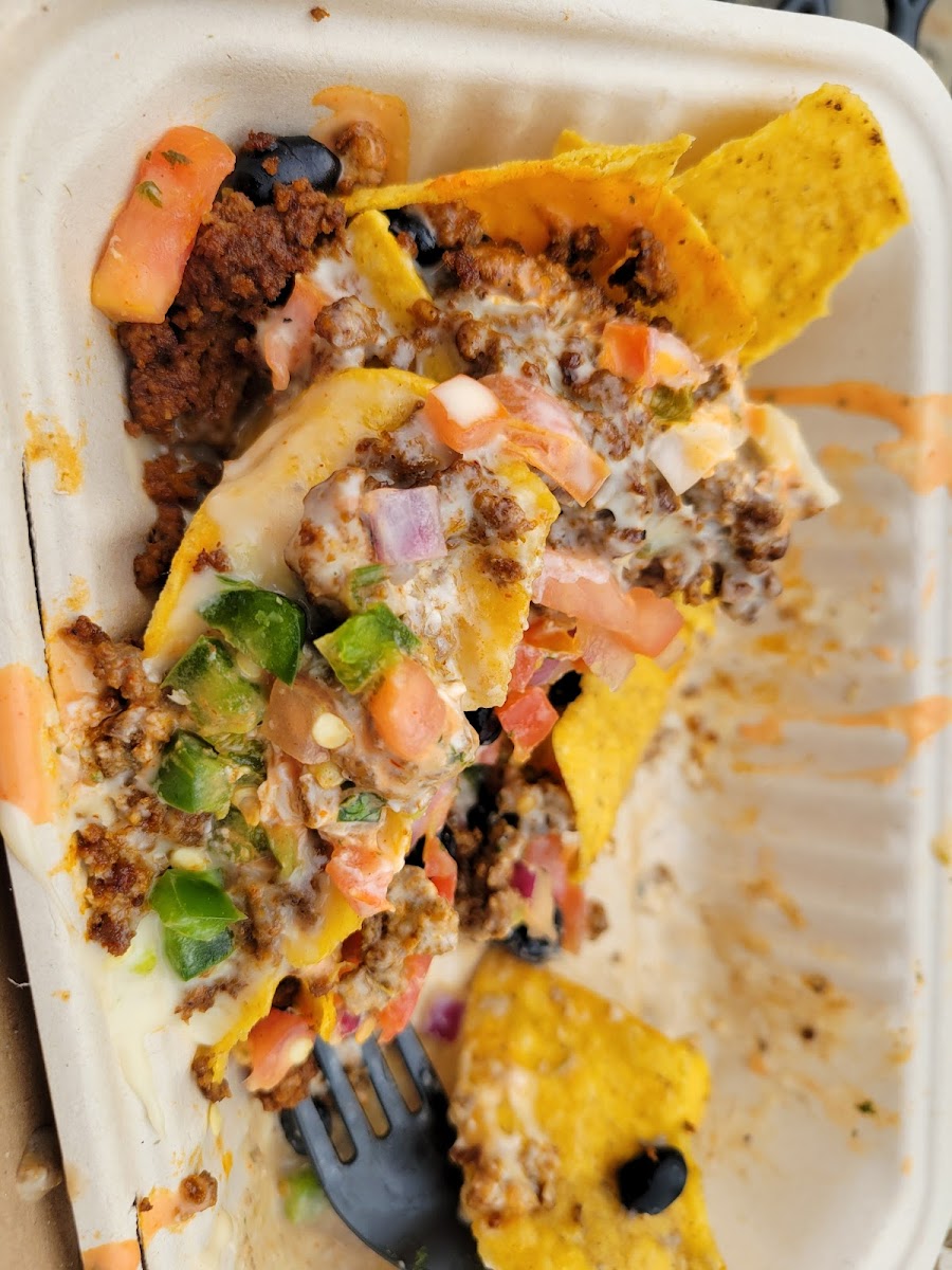 Ground beef nachos