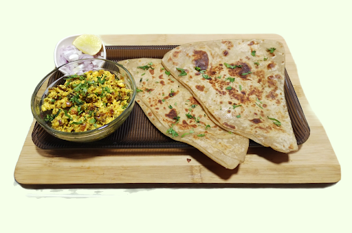 Paneer Burji With Paratha