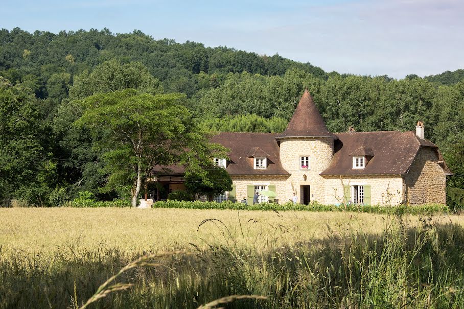 Vente maison 11 pièces 600 m² à Beaulieu-sur-Dordogne (19120), 686 400 €