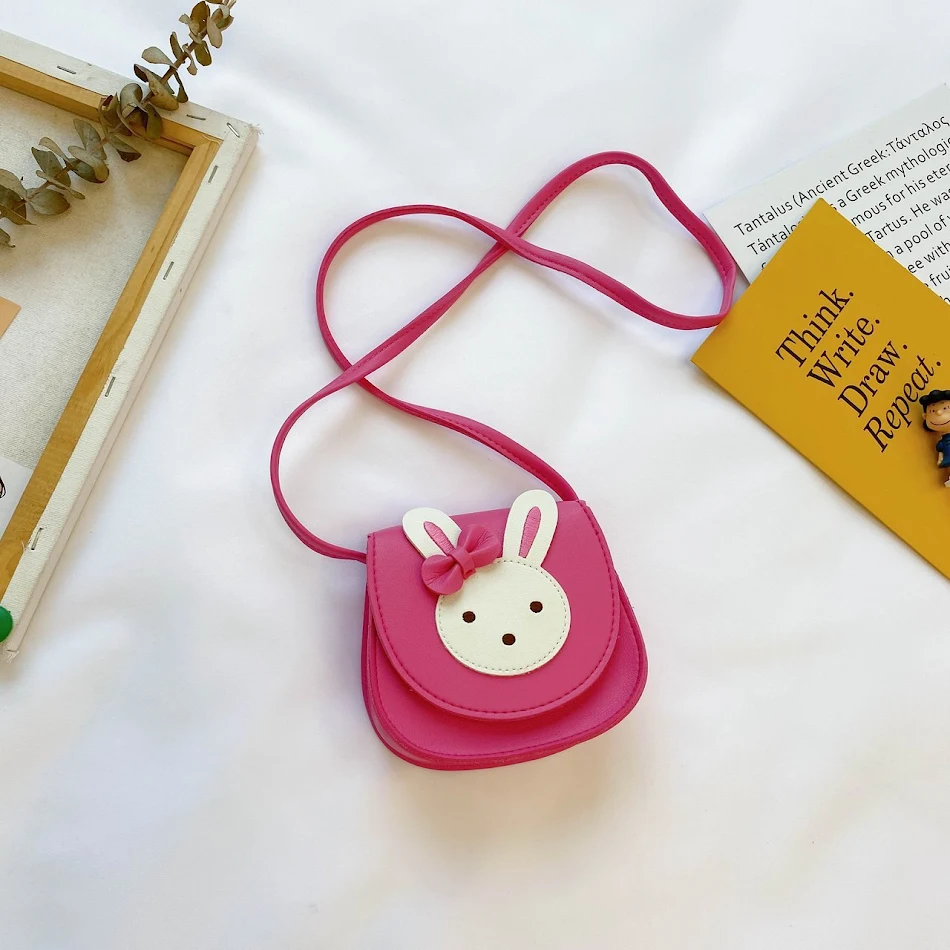 Sac bandoulière lapin mignon pour filles avec porte-monnaie. Parfait pour les petites filles, pratique et charmant pour transporter l'essentiel.
