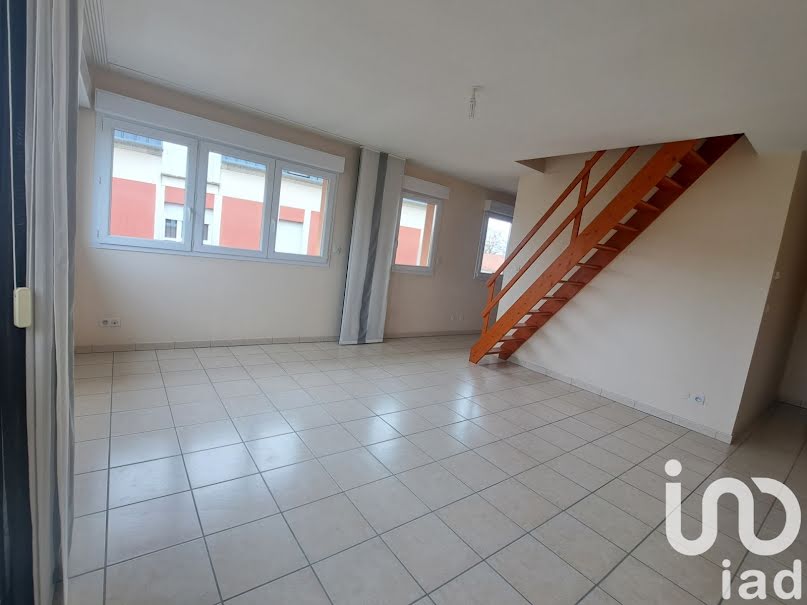 Vente duplex 3 pièces 68 m² à Saint-Just-en-Chaussée (60130), 127 500 €