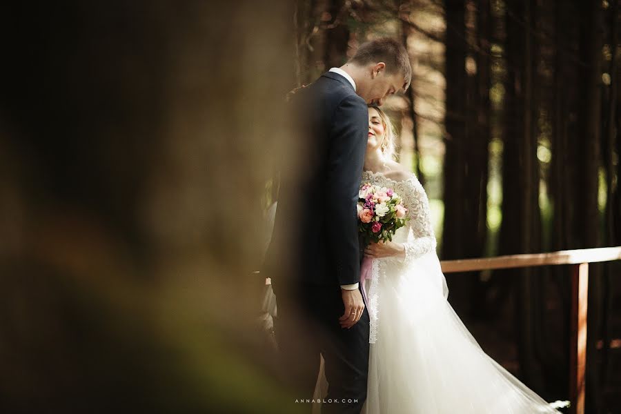 Fotógrafo de casamento Anna Blok (annablok). Foto de 19 de março 2018