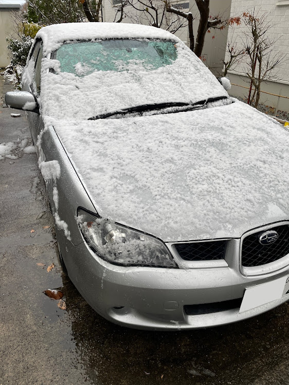 インプレッサ スポーツワゴンの12月もよろしくお願いします・師走突入・初雪・ネコに関するカスタム事例の投稿画像1枚目