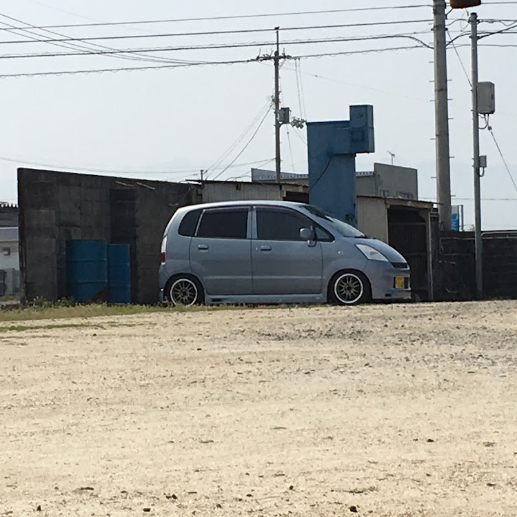 MRワゴンの洗車・エムズガレージ・レッドメモリー・今日もお仕事に関するカスタム事例の投稿画像1枚目