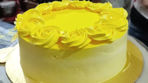 Pineapple Flavor Cake [500 Grams]