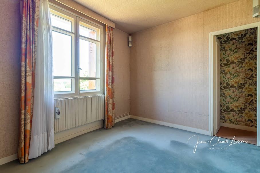 Vente maison 5 pièces 95 m² à Vierzon (18100), 98 000 €