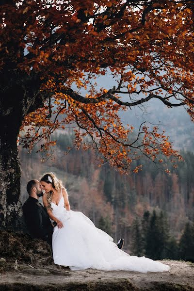 Fotógrafo de casamento Natalі Vasilchuk (natalyvasilchuc). Foto de 17 de fevereiro 2020