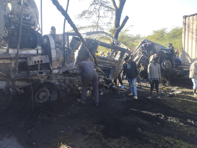 Road accident after a head on Collison along Mai Mahiu and Naivasha on Wednesday December 14