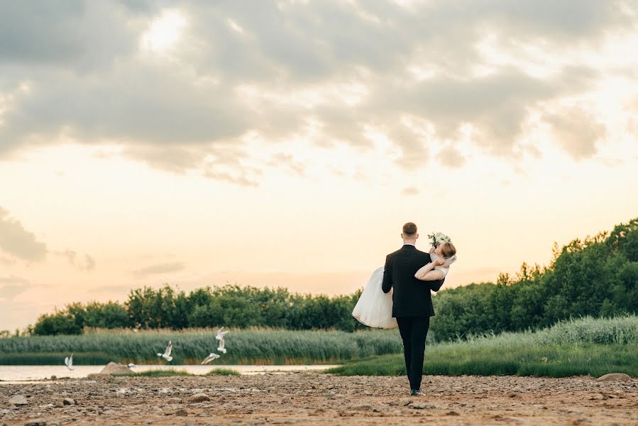 Wedding photographer Marina Poyunova (poyunova). Photo of 18 October 2021