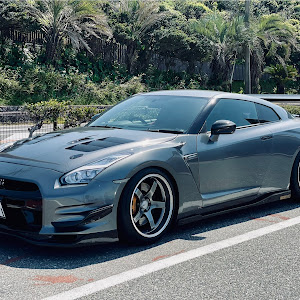 NISSAN GT-R R35