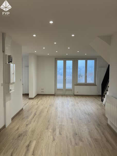 Vente duplex 5 pièces 83.11 m² à Saint-Valery-en-Caux (76460), 420 000 €