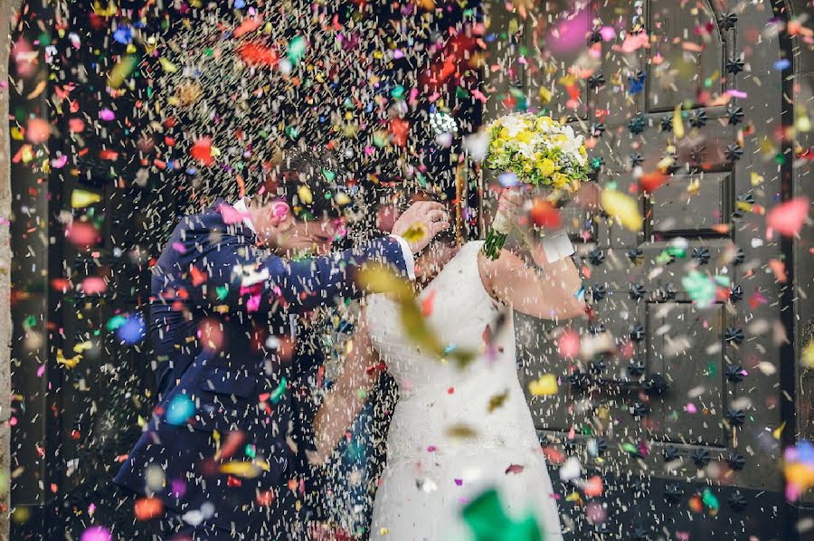 Fotografo di matrimoni Victor Hijosa (victor-esmeral). Foto del 22 maggio 2019