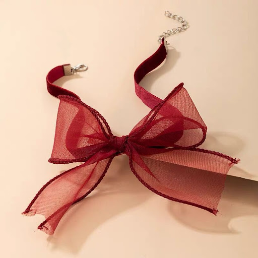 Title 9, Net Yarn Flowers Bow Necklace Fashion. An elega...