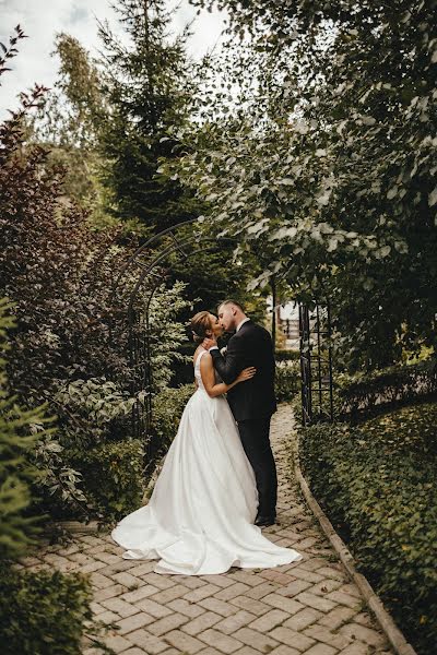 Fotógrafo de casamento Mayya Lyubimova (lyubimovaphoto). Foto de 24 de janeiro 2020