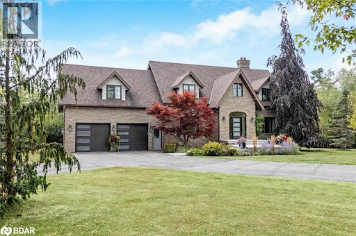 Maison avec jardin et terrasse 1