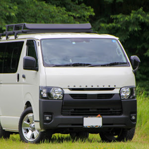 ハイエースバン TRH200V