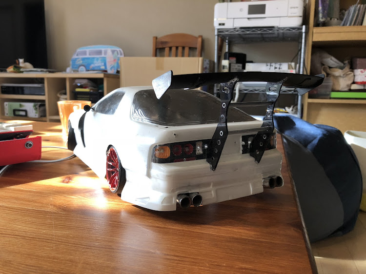 RX-7のラジコン・ドリフトに関するカスタム事例の投稿画像2枚目