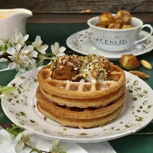 Rabri Gulab Jamun Waffle