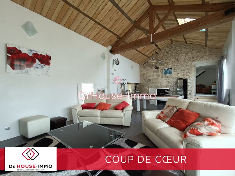 Vente maison 8 pièces 265 m² à Cherveux (79410), 355 000 €