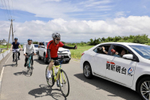 生日騎車吃西瓜慶生 侯友宜:要打造完整北海岸自行車道