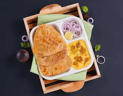 Chicken Mughlai Gravy & Paratha Lunchbox-