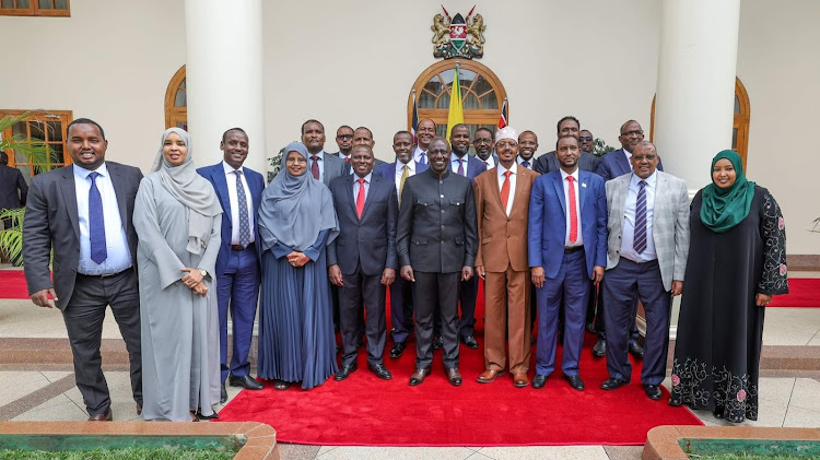 President William Ruto pose for a picture with leaders from the North Eastern Region.