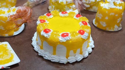 Mini Pineapple Fruit Cake [300 Gms]